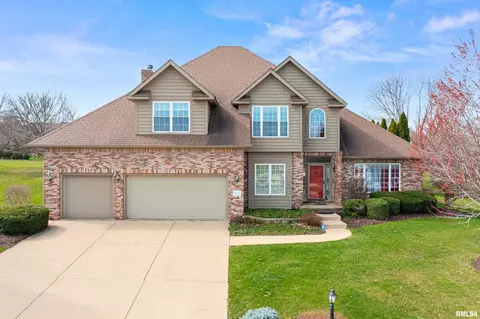 10415 N Trails Edge Dr, Peoria, IL 61615