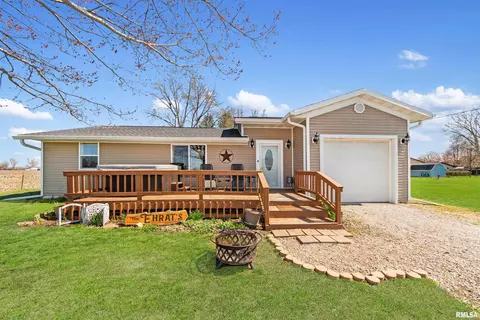 212 Coriell St, Green Valley, IL 61534