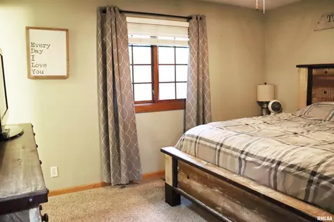 Bedroom - 9319 W Carleon Ct, Mapleton, IL 61547 photo 1 of 12