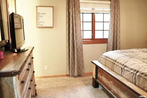 Bedroom - 9319 W Carleon Ct, Mapleton, IL 61547 photo 4 of 12