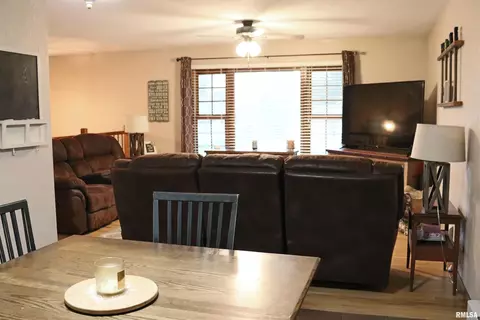 Dining - 9319 W Carleon Ct, Mapleton, IL 61547 photo 1 of 4