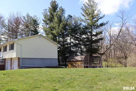 Exterior - 9319 W Carleon Ct, Mapleton, IL 61547 photo 8 of 9