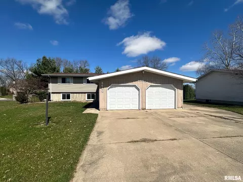 4610 S Lake Camelot Dr, Mapleton, IL 61547 photo 2