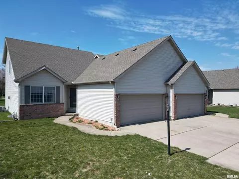 11323 N Northtrail Dr, Dunlap, IL 61525