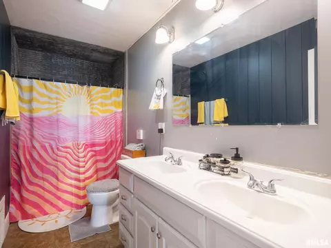 308 E Oakley St, Glasford, IL 61533 photo 30