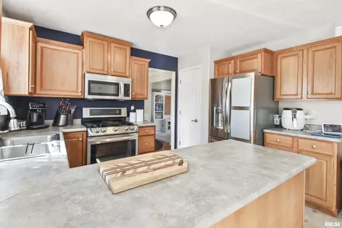 Kitchen - 3281 Red Jasper St, Normal, IL 61761 photo 4 of 6
