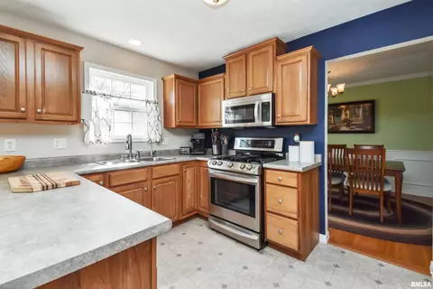 Kitchen - 3281 Red Jasper St, Normal, IL 61761 photo 3 of 6