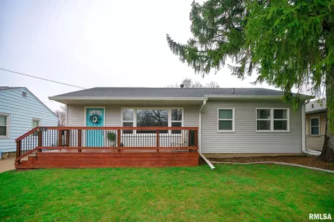 14 Alexander Ln, Bartonville, IL 61607