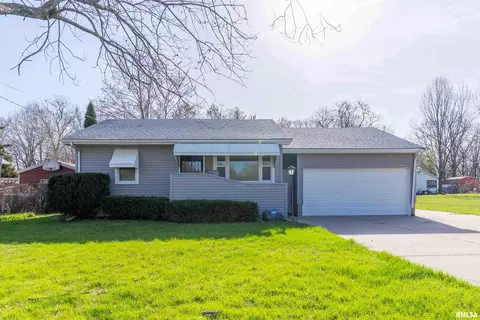 224 Baylor St, East Peoria, IL 61611