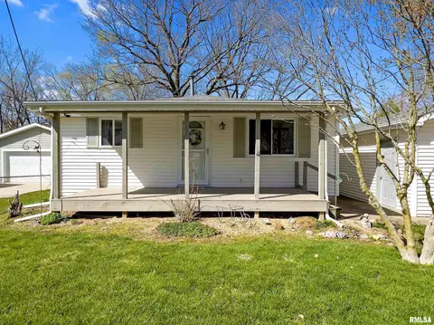 125 Brow Dr, East Peoria, IL 61611