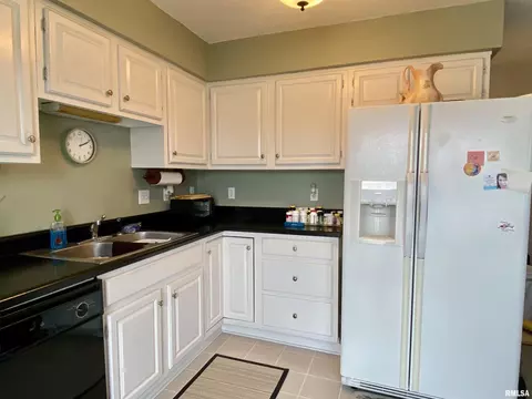 75 Arlington Dr, Macomb, IL 61455 photo 19