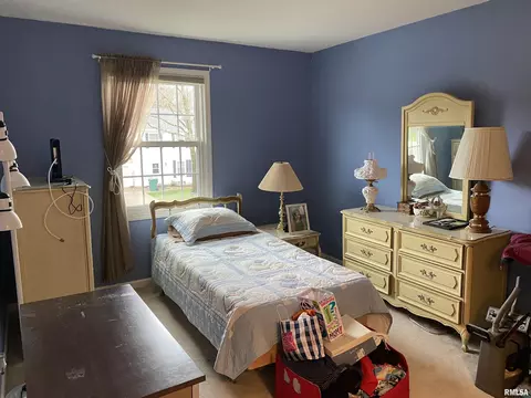 75 Arlington Dr, Macomb, IL 61455 photo 32