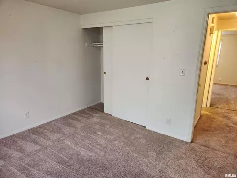Bedroom - 403 Embert Pl, Peoria, IL 61603 photo 3 of 4