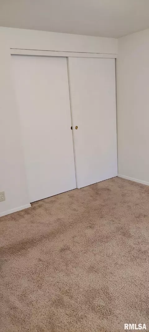 Bedroom - 403 Embert Pl, Peoria, IL 61603 photo 2 of 4