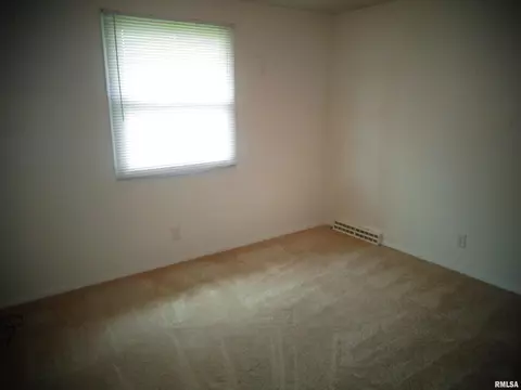 Other - 403 Embert Pl, Peoria, IL 61603 photo 4 of 7