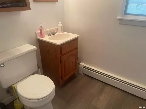 206 E Yeiser St, Macomb, IL 61455 photo 9