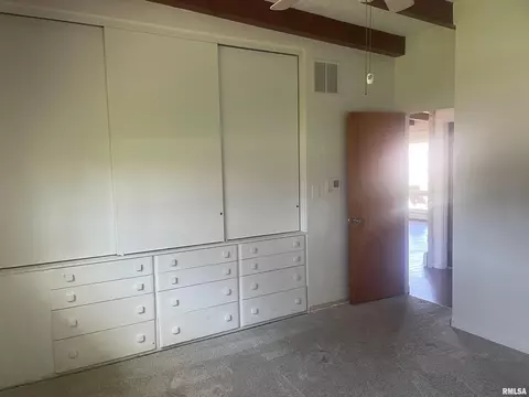 206 E Yeiser St, Macomb, IL 61455 photo 10