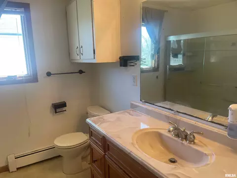 206 E Yeiser St, Macomb, IL 61455 photo 15