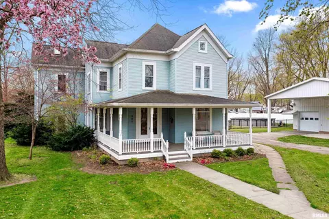 201 S Washington St, Manito, IL 61546