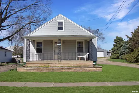 615 N Town Ave, Princeville, IL 61559