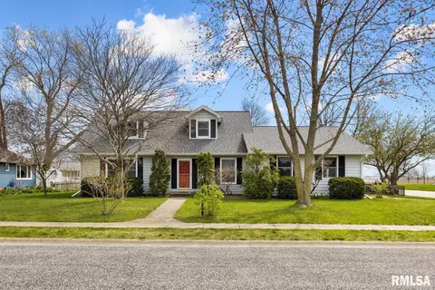 462 S Montana Ave, Morton, IL 61550