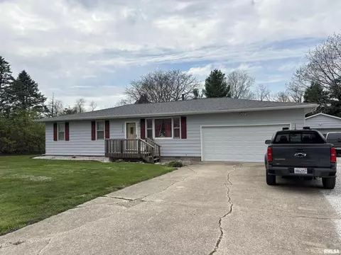 109 Patterson Dr, East Peoria, IL 61611