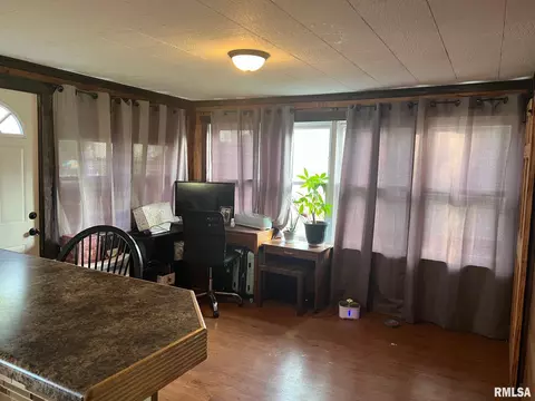 505 N Pleasant St, Benson, IL 61516 photo 6