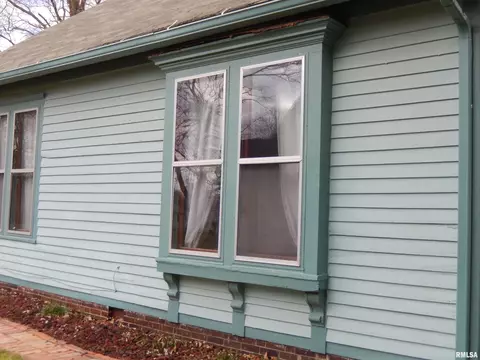 434 N Monroe St, Macomb, IL 61455 photo 9