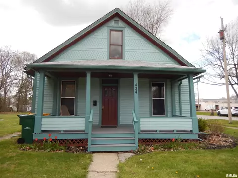 434 N Monroe St, Macomb, IL 61455 photo 5