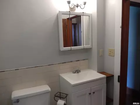 434 N Monroe St, Macomb, IL 61455 photo 30