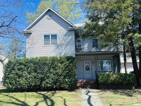 804 W Carroll St, Macomb, IL 61455