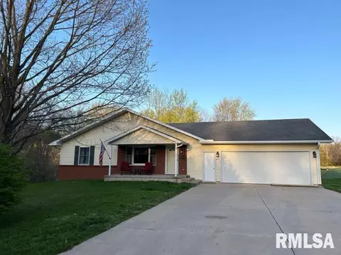 819 N Madison St, Macomb, IL 61455 photo 1