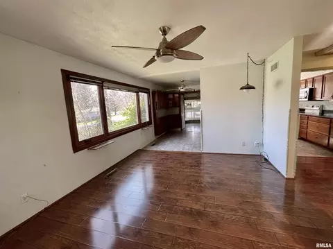 6535 N Fox Chapel Trl, Edwards, IL 61528 photo 2