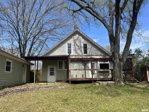 705 E Washington St, Macomb, IL 61455 photo 17