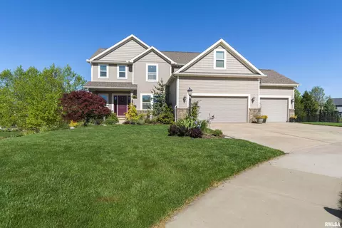 11011 N Mosscliff Ct, Dunlap, IL 61525