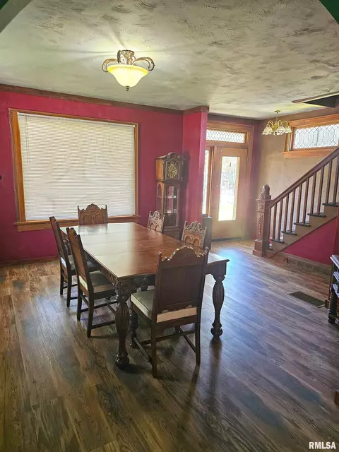218 S Broad St, Lacon, IL 61540 photo 3