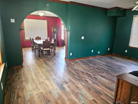 218 S Broad St, Lacon, IL 61540 photo 8