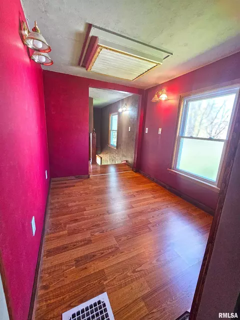 218 S Broad St, Lacon, IL 61540 photo 24