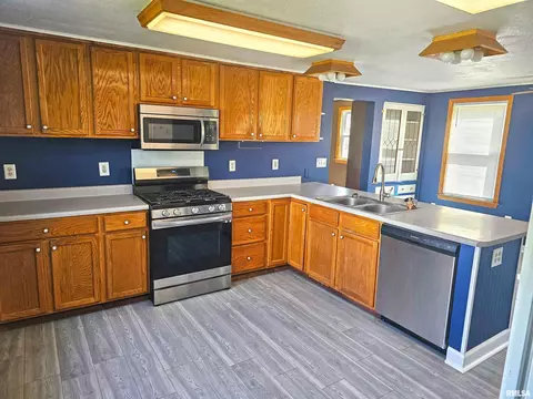 218 S Broad St, Lacon, IL 61540 photo 20