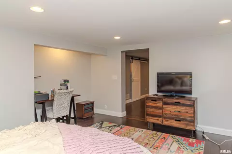 Bedroom - 1014 E Madison St, Morton, IL 61550 photo 12 of 12