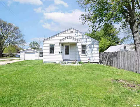 Exterior - 705 E Tripp Ave, Peoria, IL 61603 photo 2 of 3