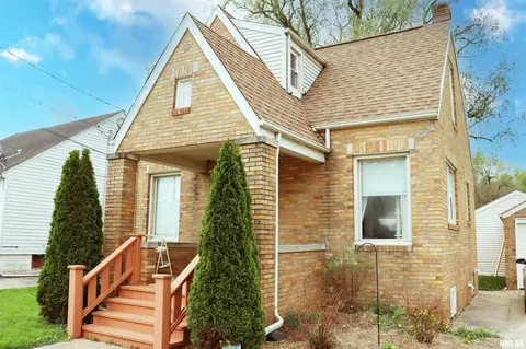 610 Meadow Ave, East Peoria, IL 61611