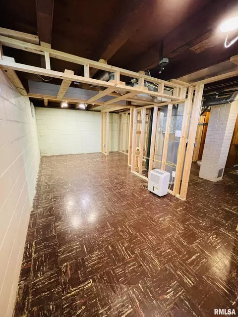 928 S 2nd Ave, Canton, IL 61520 photo 9