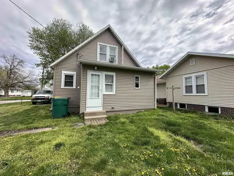 801 E Murray St, Macomb, IL 61455 photo 17