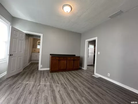 801 E Murray St, Macomb, IL 61455 photo 4