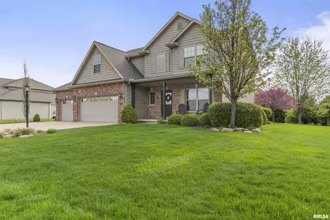 410 Garnet Dr, Morton, IL 61550
