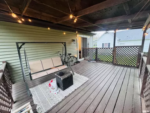 Exterior - 623 S Clay St, Macomb, IL 61455 photo 9 of 12