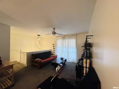 Living - 623 S Clay St, Macomb, IL 61455 photo 2 of 5