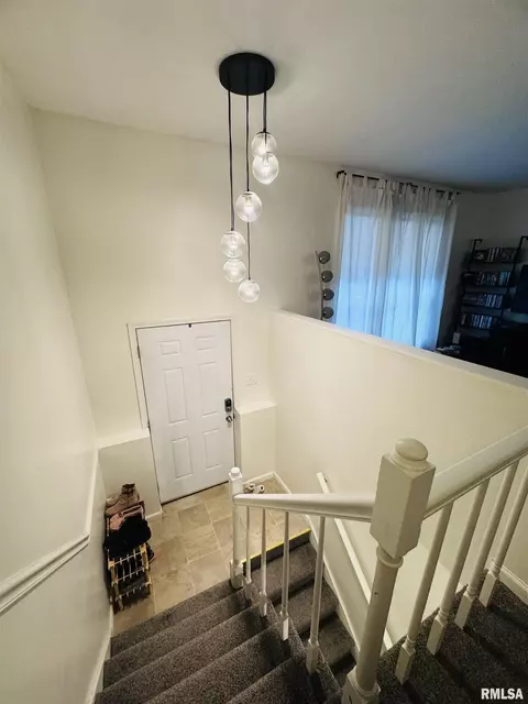 Entry Way - 623 S Clay St, Macomb, IL 61455 photo 1 of 1
