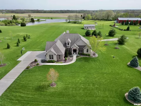Exterior - 3 Olivia Ct, Metamora, IL 61548 photo 2 of 22